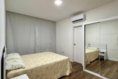 UM APARTAMENTO POR ANDAR