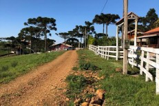 A SUA CASA NA SERRA CATARINENSE