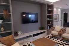 APARTAMENTO NO CORAO DA MEIA PRAIA 