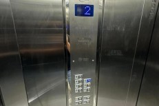 APARTAMENTO 2 SUTES TIMA LOCALIZAO NO PEREQUE