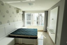 APARTAMENTO NO CORAO DA MEIA PRAIA, VISTA MAR