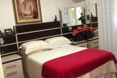 LINDO APARTAMENTO NO INICIO DA MEIA PRAIA