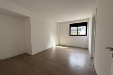 APARTAMENTO NA MEIA PRAIA