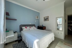 LINDO APARTAMENTO NA MEIA PRAIA
