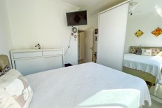 LINDO APARTAMENTO NA MEIA PRAIA