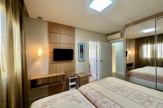 AMPLO APARTAMENTO 04 SUTES  100 METROS DO MAR