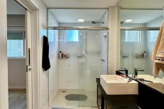 AMPLO APARTAMENTO 04 SUTES  100 METROS DO MAR