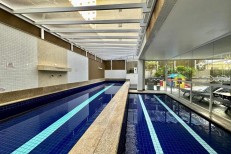 AMPLO APARTAMENTO 04 SUTES  100 METROS DO MAR