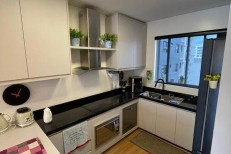 APARTAMENTO NA MEIA PRAIA 