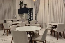 O4 SUITES NA MELHOR LOCALIZAAO DA MEIA PRAIA 