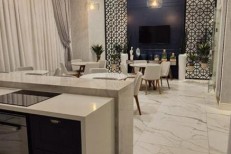 O4 SUITES NA MELHOR LOCALIZAAO DA MEIA PRAIA 