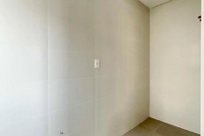 03 SUITES A 200M DO PIER OPORTO
