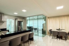 APARTAMENTO FINAMENTE MOBILIADO 