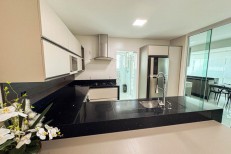 APARTAMENTO FINAMENTE MOBILIADO 