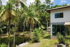 STIO NO SERTO COM CASA DE 02 ANDARES