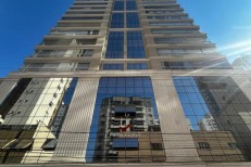 COBERTURA DUPLEX NA MEIA PRAIA 