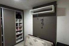 SOBRADO NA MEIA PRAIA 3 DORMITRIOS + 1 CLOSET