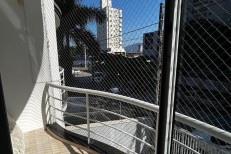 SOBRADO NA MEIA PRAIA 3 DORMITRIOS + 1 CLOSET