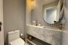BELISSIMO APARTAMENTO PRONTO PTA MORAR NA MEIA PRA