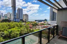 APTO Novo Prximo ao Pier OPorto