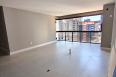 APTO Novo Prximo ao Pier OPorto