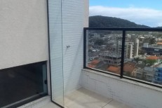 apartamento navegantes 2 sutes prximo ao mar