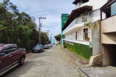 Casa de Veraneio em Bombinhas para 10 Pessoas