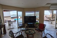 Casa de Veraneio em Bombinhas para 10 Pessoas