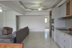 LINDO APARTAMENTO NA ESQUINA DA NEREU RAMOS NO COR