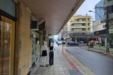 LINDO APARTAMENTO NA ESQUINA DA NEREU RAMOS NO COR