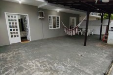 Bombinhas Casa Veraneio para 6 Pessoas 