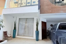 Casa Aluguel Temporada At 20 Pessoas