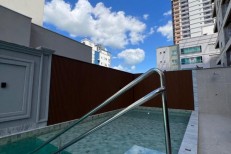 Apartamento na Meia Praia Pr�ximo ao mar na Rua 24