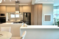 IM�VEL DE ALTO PADR�O AT� 400 MTS DO MAR!