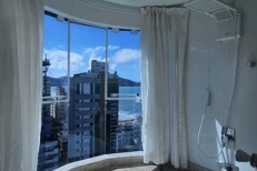 COBERTURA QUADRA MAR EM ITAPEMA - MEIA PRAIA 