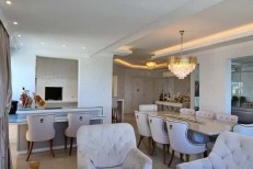 COBERTURA QUADRA MAR EM ITAPEMA - MEIA PRAIA 