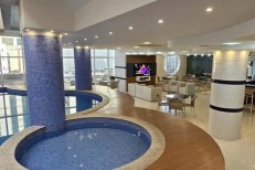 COBERTURA QUADRA MAR EM ITAPEMA - MEIA PRAIA 