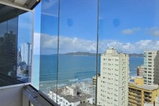 COBERTURA QUADRA MAR EM ITAPEMA - MEIA PRAIA 