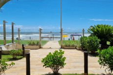 FRENTE MAR 4 SUITES EM ITAPEMA 