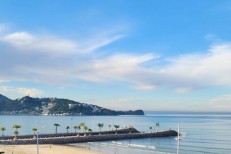 FRENTE MAR 4 SUITES EM ITAPEMA 