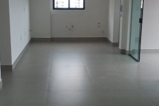 OPORTUNIDADE NA MEIA PRAIA COM VISTA MAR!