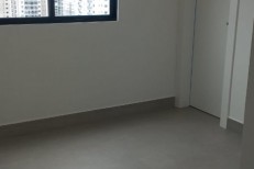 OPORTUNIDADE NA MEIA PRAIA COM VISTA MAR!