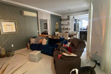 OPORTUNIDADE APARTAMENTO NO CORAO DA MEIA PRAIA