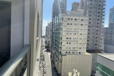 APARTAMENTO PRONTO  NO CORAO DA MEIA PRAIA 
