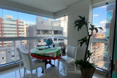 APARTAMENTO BEM LOCALIZADO PERTINHO DO MAR 