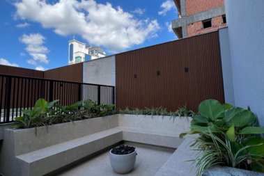 Apartamento na Meia Praia Pr�ximo ao mar na Rua 24